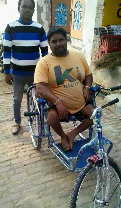 Distributed wheels chairs to Poor people